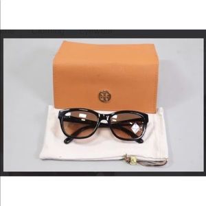 Tory Burch TY7044 Black 501/95 Sunglasses